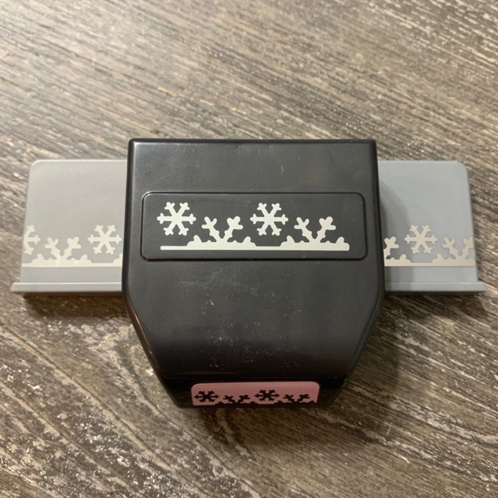 Snowflake EK Success Punch